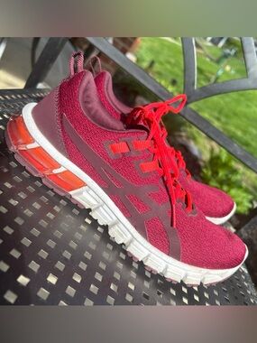 ASICS GelQuantum 90 Running  Womens Size 9 B Sneakers Athletic Shoes 1022A115-60